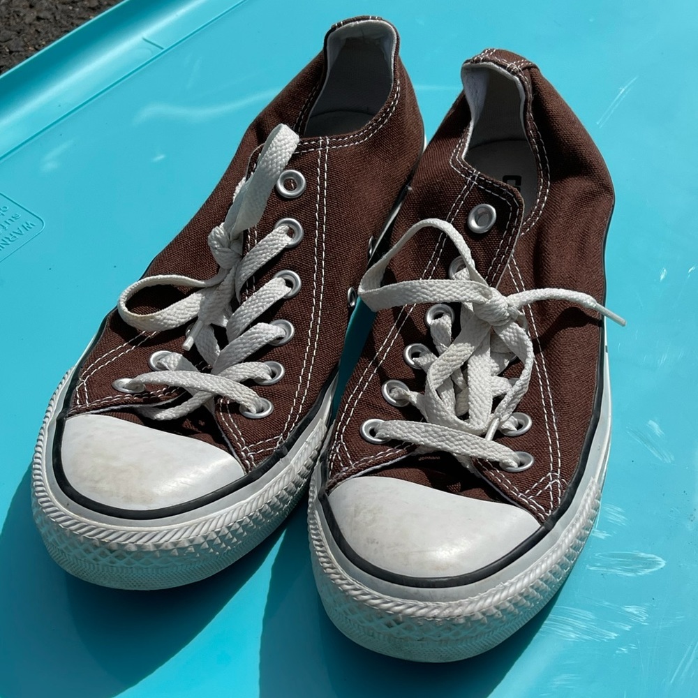 Low Top Converse M6/W8